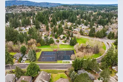 4260 246th Place SE, Sammamish, WA 98029 - Photo 31