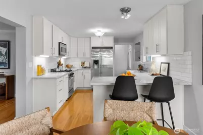 8001 23rd Avenue NW, Seattle, WA 98117 - Photo 9