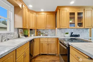 7102 N 9th St, Tacoma, WA 98406 - Photo 9