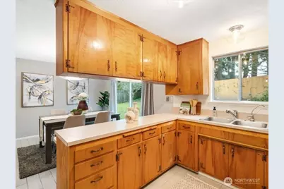 6421 S 124th Street, Seattle, WA 98178 - Photo 11