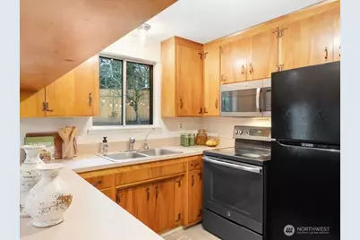 6421 S 124th Street, Seattle, WA 98178 - Photo 9