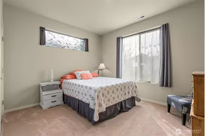 32929 Skyline Lane, Black Diamond, WA 98010 - Photo 15