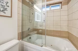 8324 Beacon Ave S, Seattle, WA 98118 - Photo 21