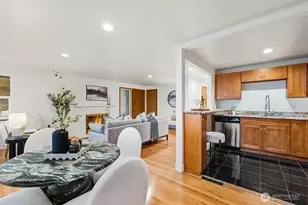 8324 Beacon Ave S, Seattle, WA 98118 - Photo 9