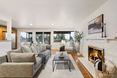 8324 Beacon Avenue S, Seattle, WA 98118 - Photo 3