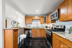 8324 Beacon Ave S, Seattle, WA 98118 - Photo 11