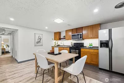 8324 Beacon Avenue S, Seattle, WA 98118 - Photo 27