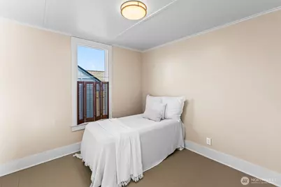 1103 Cogean Avenue, Bremerton, WA 98337 - Photo 17