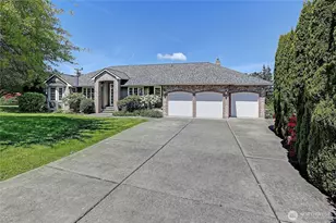 366 Samanthia Ln, Camano Island, WA 98282 - Photo 9