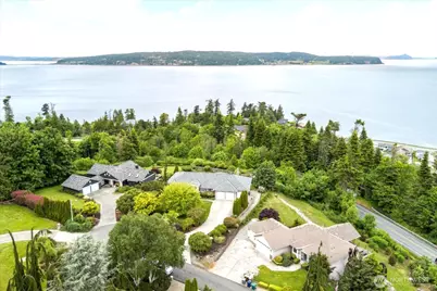 366 Samanthia Lane, Camano Island, WA 98282 - Photo 5