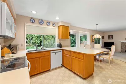 25709 118th Place SE, Kent, WA 98030 - Photo 11