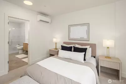 4418 1st Avenue NE #A, Seattle, WA 98105 - Photo 11