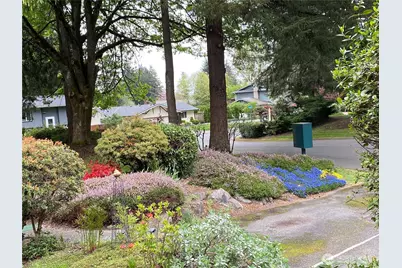 821 Essex Place NE #1C, Olympia, WA 98516 - Photo 3