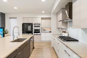 20308 SE 266th St, Covington, WA 98042 - Photo 9