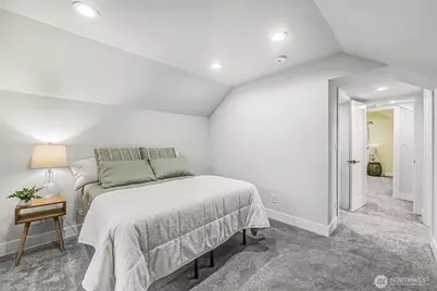 10230 62nd Avenue S, Seattle, WA 98178 - Photo 15