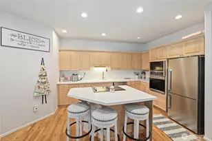 1704 135th St E, Tacoma, WA 98445 - Photo 9