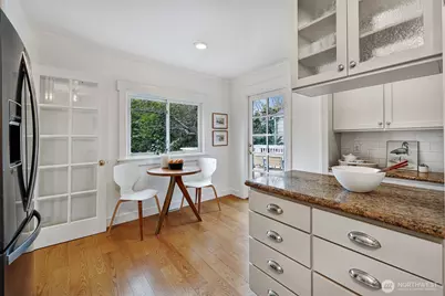 6545 10th Avenue NW, Seattle, WA 98117 - Photo 11