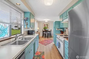 844 N Canterbury Ct, Sequim, WA 98382 - Photo 7