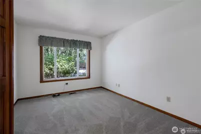 16408 38th Avenue E, Tacoma, WA 98446 - Photo 19