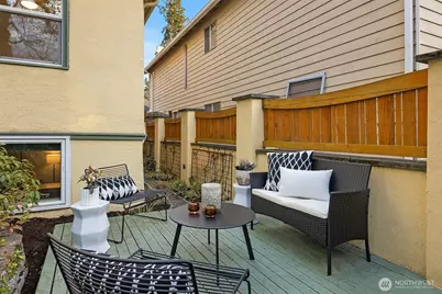 6237 26th Avenue NE, Seattle, WA 98115 - Photo 39