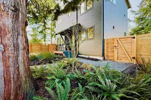 10421 41st Ave SW, Seattle, WA 98146 - Photo 25