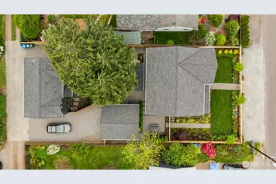 10421 41st Avenue SW #B, Seattle, WA 98146 - Photo 25