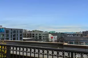 1125 E Olive St, Seattle, WA 98122 - Photo 27