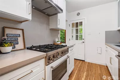 6026 35th Avenue NE, Seattle, WA 98115 - Photo 7