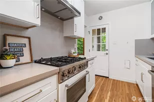 6026 35th Ave NE, Seattle, WA 98115 - Photo 7