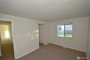 6802 88th Pl NE, Marysville, WA 98270 - Photo 11