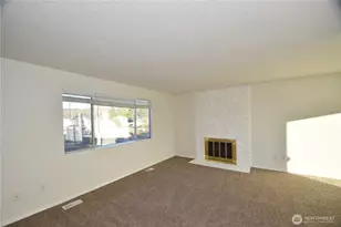6802 88th Pl NE, Marysville, WA 98270 - Photo 3