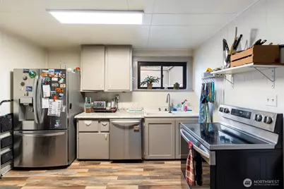 312 SE Front Street, Winlock, WA 98596 - Photo 9