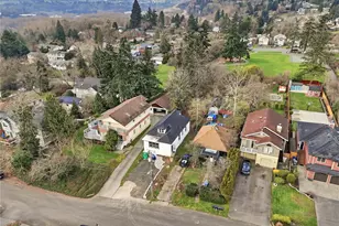 285 Earlington Ave SW, Renton, WA 98057 - Photo 13