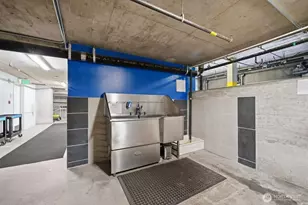 2911 2nd Ave, Seattle, WA 98121 - Photo 27