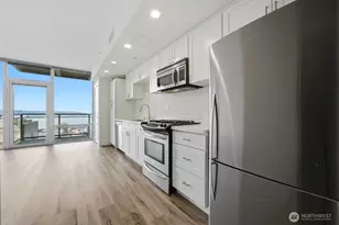 2911 2nd Ave, Seattle, WA 98121 - Photo 9