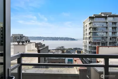 2911 2nd Avenue #709, Seattle, WA 98121 - Photo 3