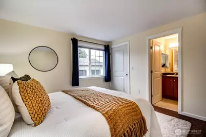 12404 E Gibson Road #D101, Everett, WA 98204 - Photo 11