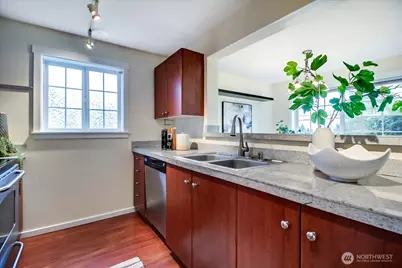 12404 E Gibson Road #D101, Everett, WA 98204 - Photo 5