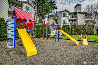 12404 E Gibson Road #D101, Everett, WA 98204 - Photo 33