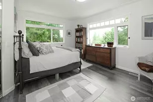 12117 Clearview Dr, Edmonds, WA 98026 - Photo 19