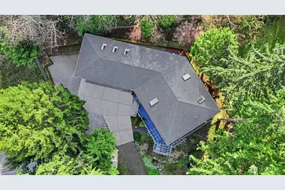 12117 Clearview Drive, Edmonds, WA 98026 - Photo 3