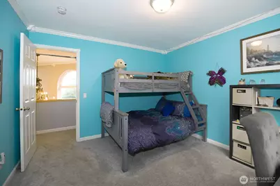 12117 Clearview Drive, Edmonds, WA 98026 - Photo 23