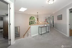 12117 Clearview Dr, Edmonds, WA 98026 - Photo 19