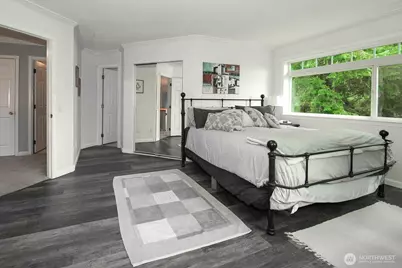 12117 Clearview Drive, Edmonds, WA 98026 - Photo 21