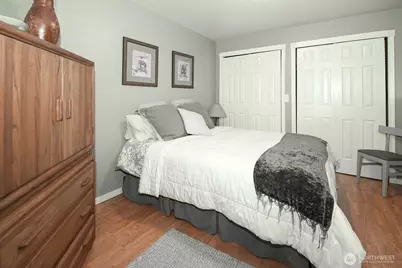 12117 Clearview Drive, Edmonds, WA 98026 - Photo 29