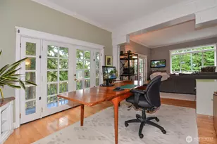 12117 Clearview Dr, Edmonds, WA 98026 - Photo 17