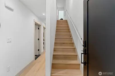 1255 NE 100th Street, Seattle, WA 98125 - Photo 11