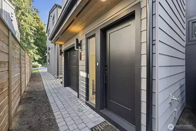 1255 NE 100th Street, Seattle, WA 98125 - Photo 3