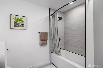 4706 64th Street E, Tacoma, WA 98443 - Photo 33