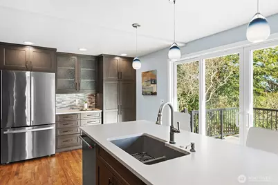 6750 36th Avenue SW, Seattle, WA 98126 - Photo 11